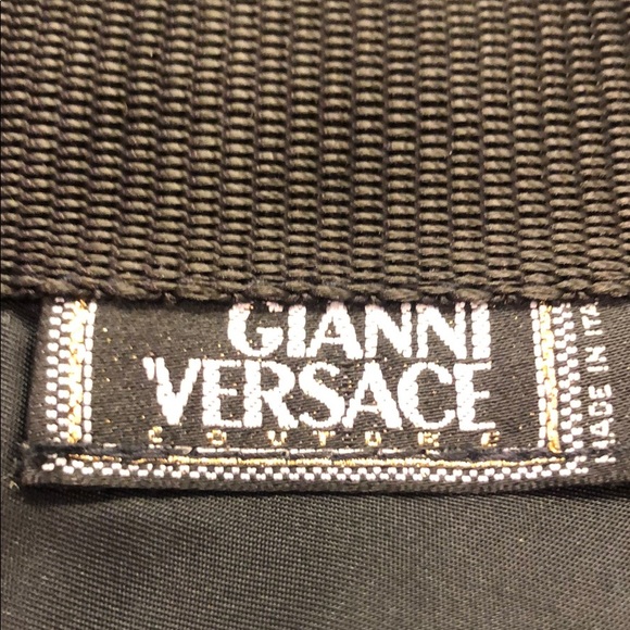 Nylon overnight bag; side pocket; w/zipper, clean - Picture 2 of 8